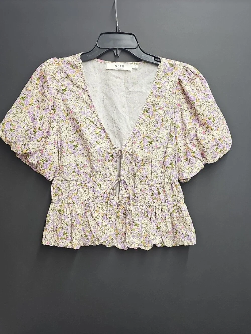 Astr Floral Tie-Front Peplum Top Size M